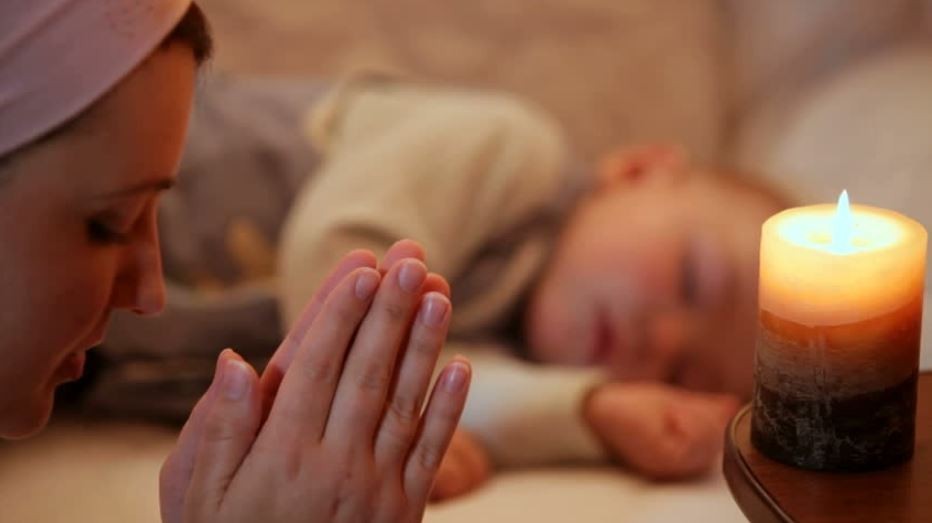 Мајчината молитва има голема моќ: Ако сте грешеле кон децата, молете се вака