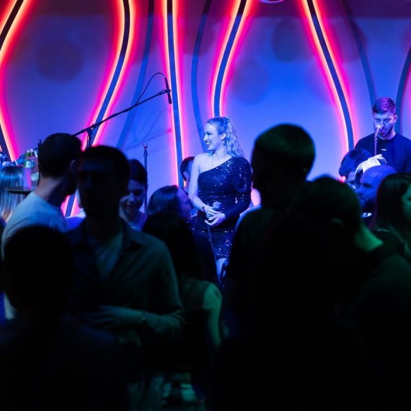 MOSH - Lounge & Music Bar органзиираше хуманитарна забава