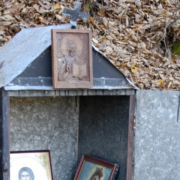 Трите македонски свети извори на Св. Богородица, Св. Недела, Св.Петка: Сите на едно место